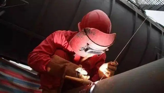 弧光效應對人的影響